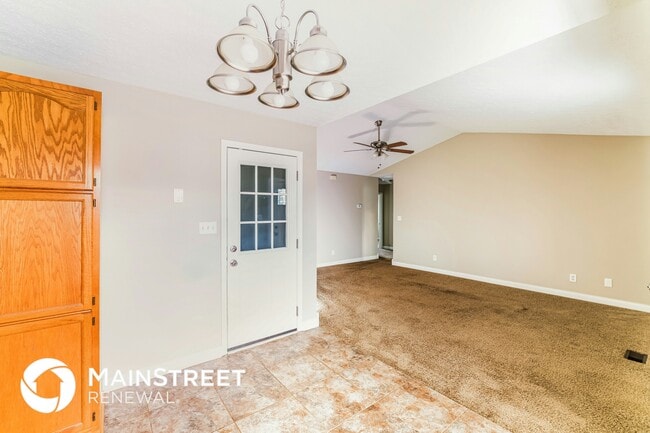 Photo - 327 Dogwood Trail