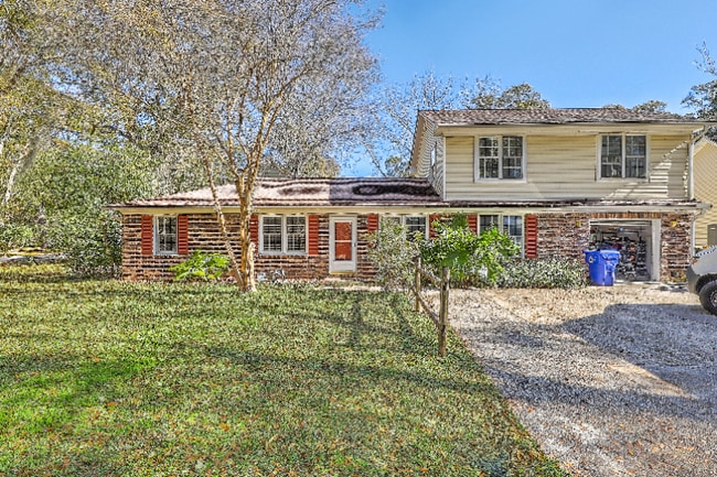 Photo - 1152 Bradford Ave