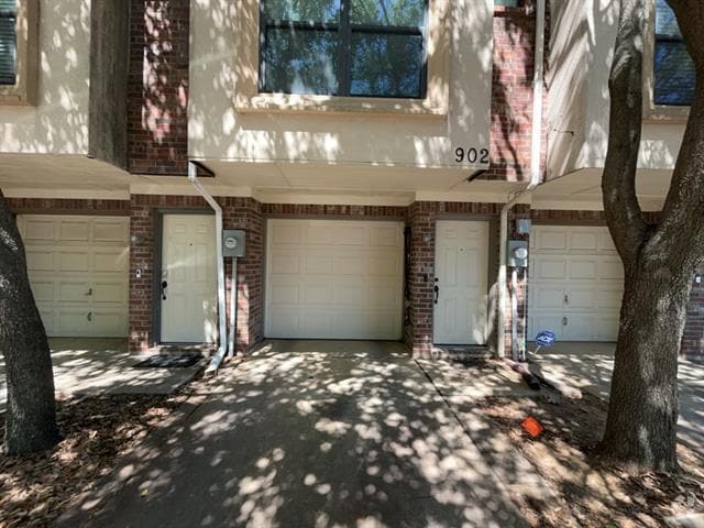 Building Photo - 902 E Glenn Crossett St Rental