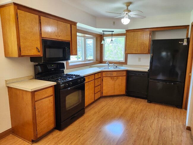 Photo - 6618 South Dr