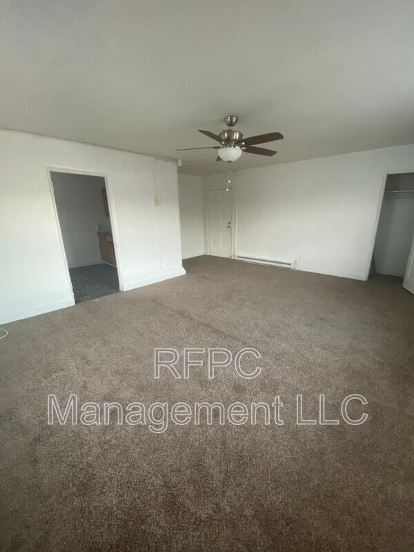 209 College Ave