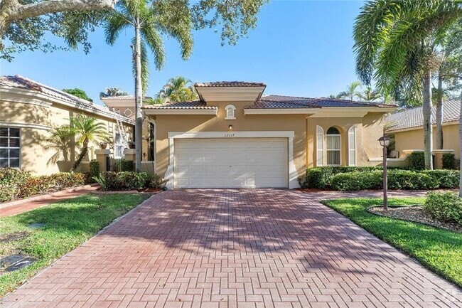 Building Photo - 12117 NW 59th St Rental