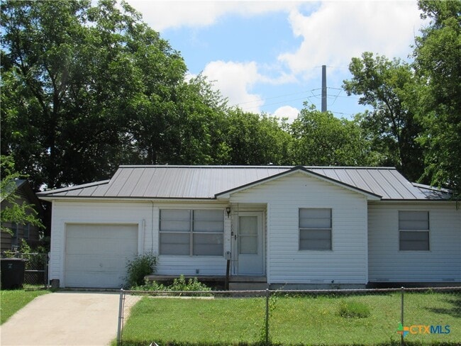 Building Photo - 1200 Jefferis Ave