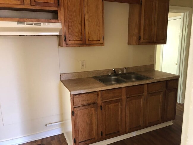 Photo - 128 College Park Cir Unit 1