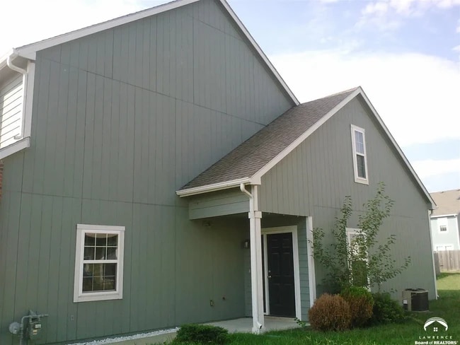 Photo - 2427 Surrey Dr