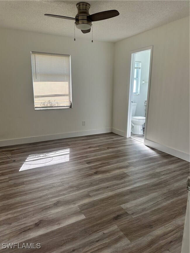 Photo - 2105 SE 15th Pl
