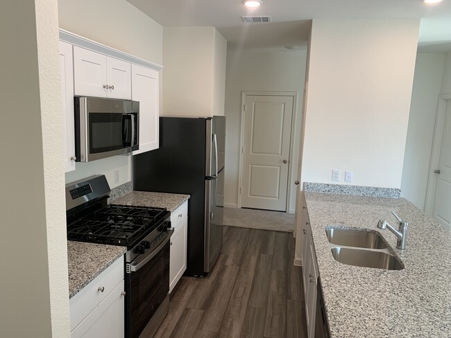Photo - 1316 Kennedy Rd