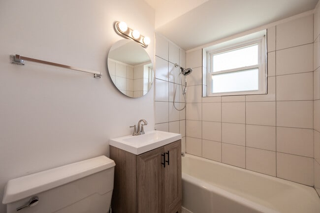 Photo - 14450 Jefferson Ave Unit 2E