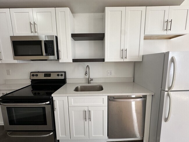 Photo - 220-224-224 North St Unit 1