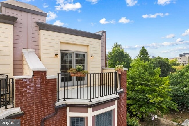 Photo - 1001 N 3rd St