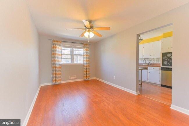 Photo - 1130 Linden Ave