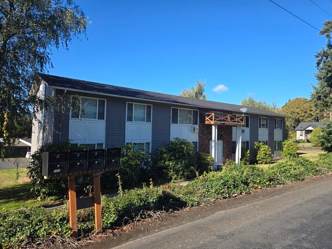 Building Photo - 101 Spencer Creek Rd Unit D