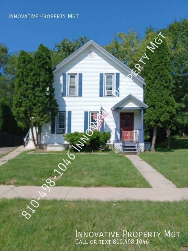 Building Photo - 206 New St Unit #A