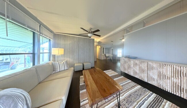 Photo - 5200 28th St N