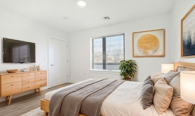 Photo - 276 Reock St