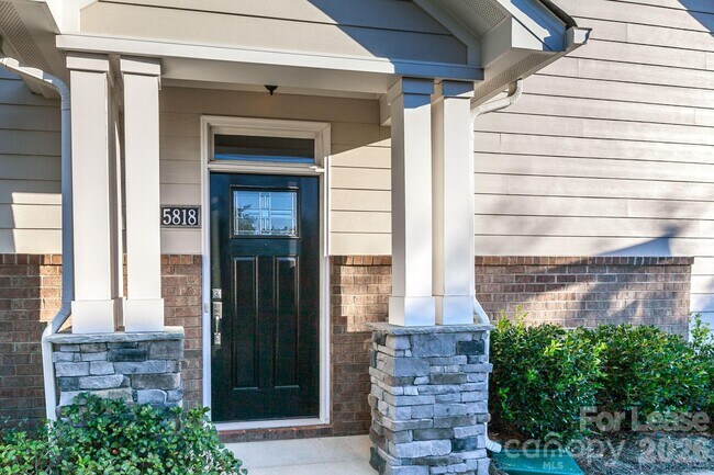 Photo - 5818 Glenmore Garden Dr
