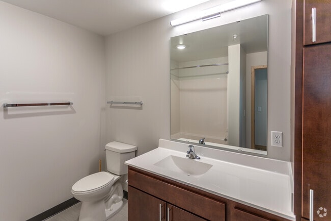 2HAB,1BA - 928 ft²