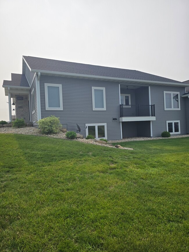 Side View with Deck - 223 Westmorland Dr Unit 223
