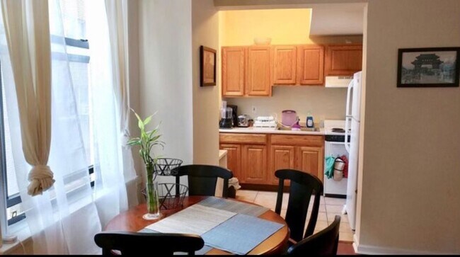 Photo - 1324 Locust St Unidad #213