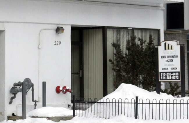 Photo - 229 Argyle Ave