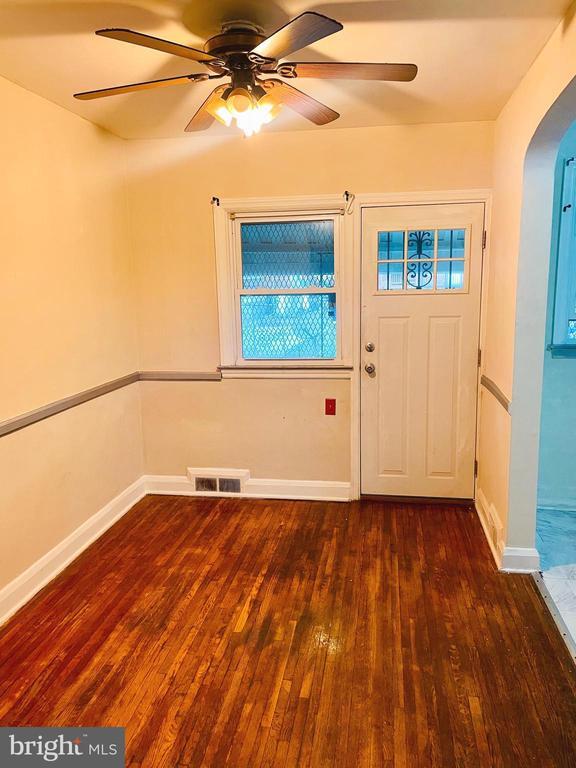 816 Richwood Ave Townhome Townhome Rental in Baltimore MD