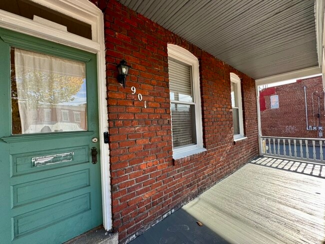 Photo - 901 N 24th St