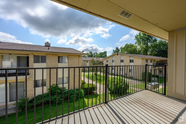 Interior Photo - Denway Circle Apartments