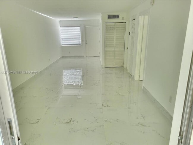 1610 Lenox Ave. Unit 308