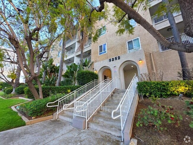 Building Photo - 5252 Orange Ave Unit #333 Rental