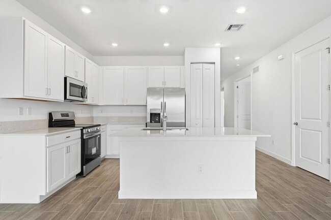 Photo - 3790 Harborside Ave