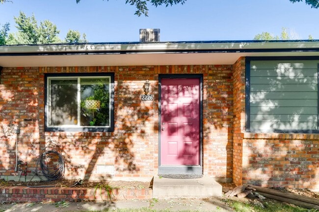 Photo - Bright & Cozy 3-Bedroom in the Heart of Longmont!