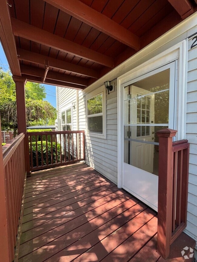 Building Photo - GCB1290-B* - OWNER WANTS PHONE CALLS WITH ... Unit #2729 Rental