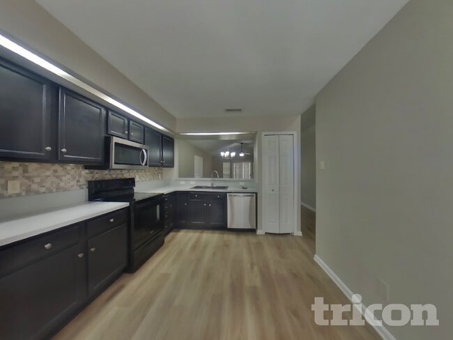 Photo - 3287 Guernsey Ct