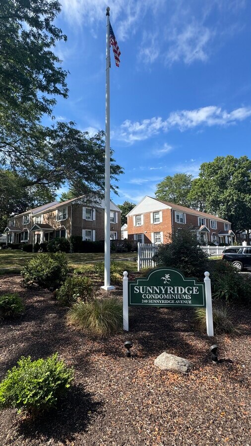 Photo - 240 Sunnyridge Ave Unidad APT 76