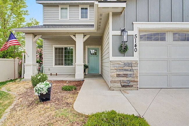 Photo - 5140 N Elmstone Ave