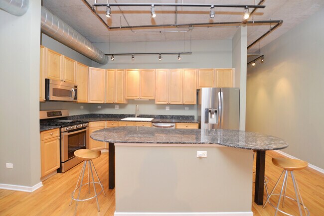 Photo - 900 N Kingsbury St Unit 1041
