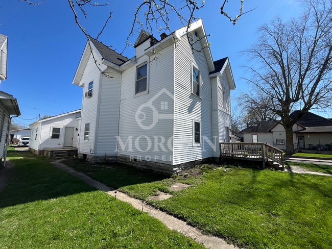 Building Photo - 1432 Ohio Ave Unit 3