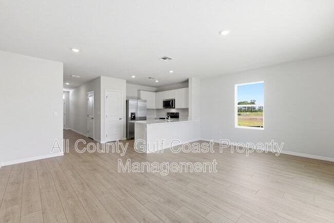 Photo - 2609 Fetlock Run