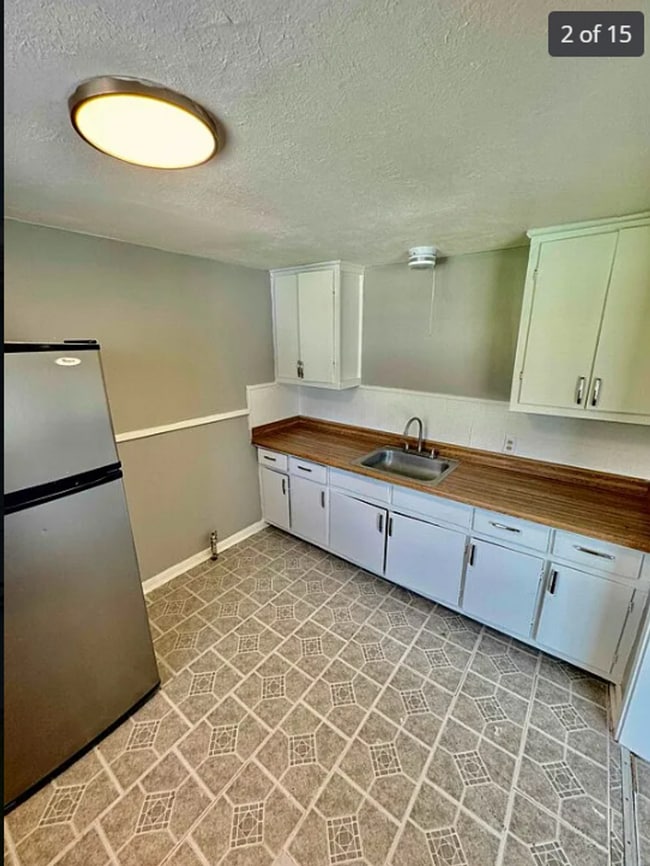 Photo - 4265 Woodlawn Ave Unidad 4265 Woodlawn Ave B