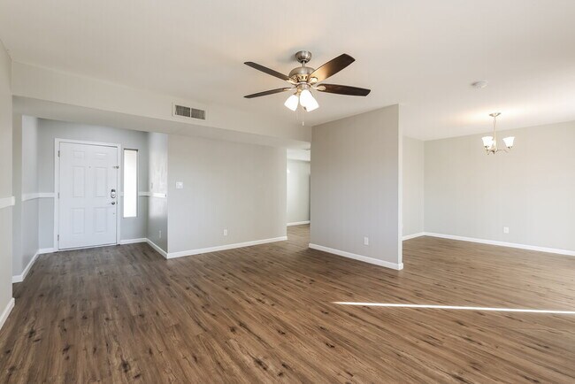 Photo - 6601 W Desert Cove Ave