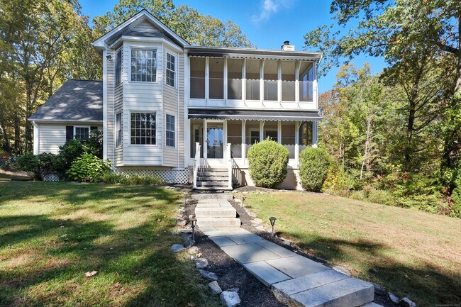 Photo - 121 W Wakefield Blvd