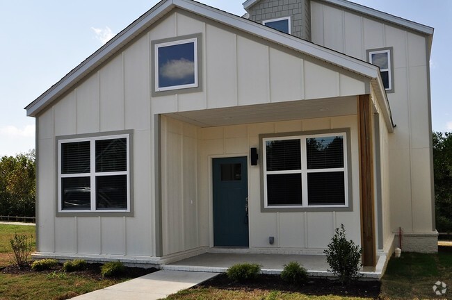 Building Photo - 2035 S Florida Way Rental