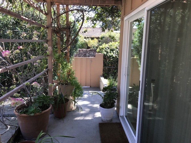 Photo - 345 Amalfi Dr Unit Studio