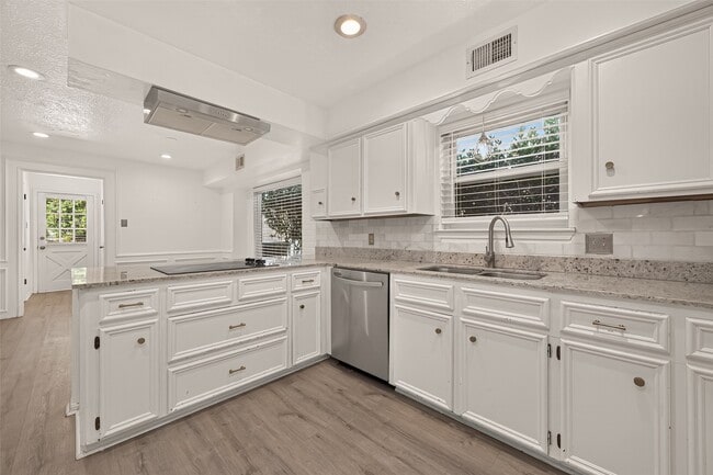 Photo - 12619 Chriswood Dr