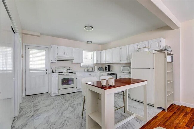 Photo - 27 Thames St