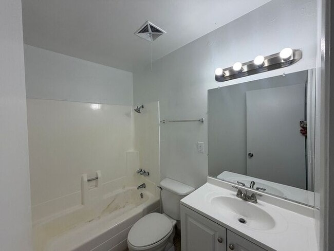 Photo - 2950 N Alvernon Way