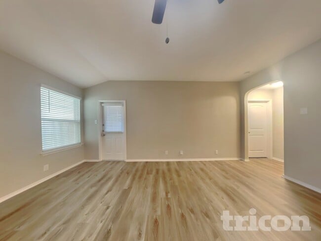 Photo - 8119 Sleepy Brook