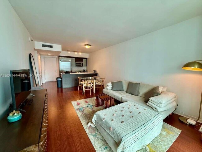 Photo - 55 SE 6th St