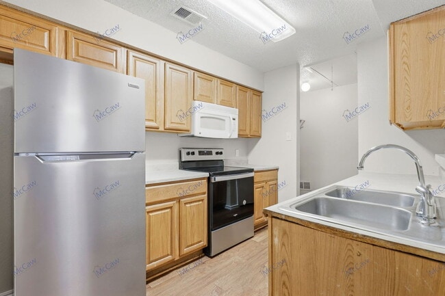 Photo - 3416 Colonial Dr