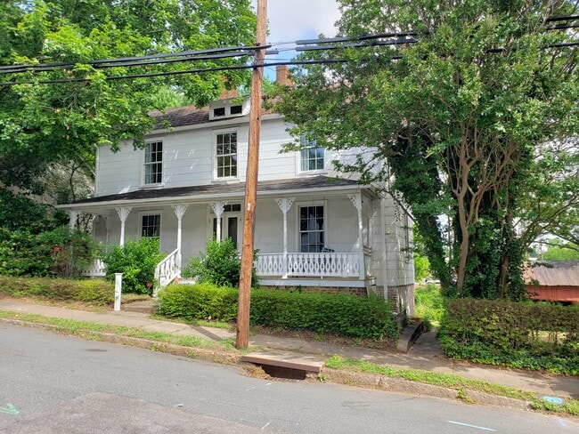 Photo - 503 Wachovia St